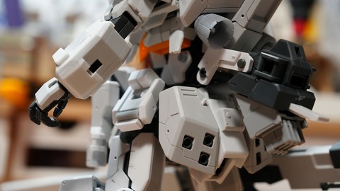 7RV00412