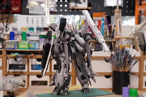 s-A7308684