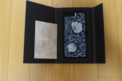 ありそうでなかったiPhoneケースです。