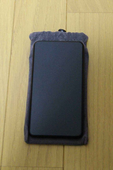 iPhoneと一緒に使いたいモバイルバッテリーです。