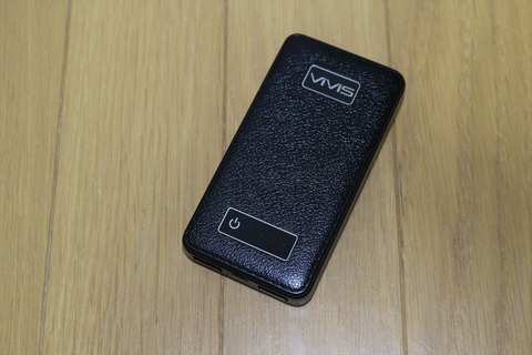 非常に使いやすいコンパクトなモバイルバッテリーです