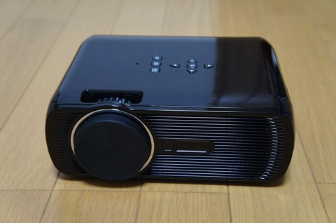 Android入りのLEDプロジェクターです。