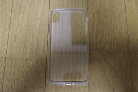 iPhone Xのケースでは、鉄板のケースかも。