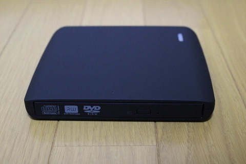 電力不足時には、補助電源も使えます。