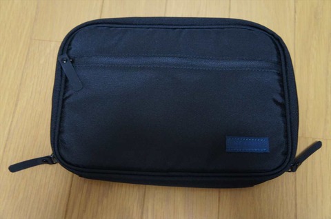 とてもしっかりしたガジェットケースです