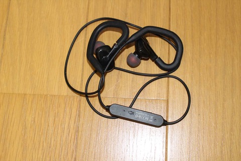 製品、音質ともに欠点なし。