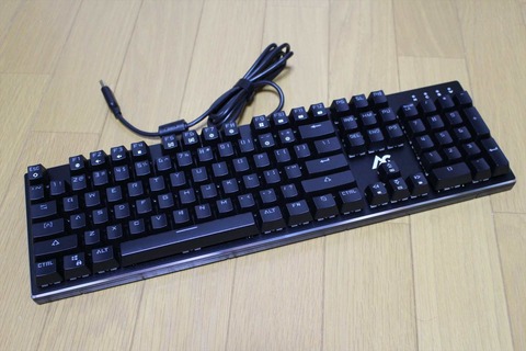 見ているだけでも楽しいゲーミングキーボード