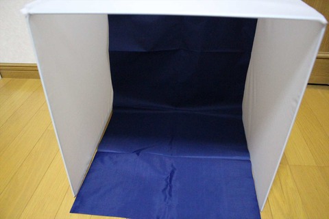 手軽にプロ顔負けの物撮りができます。