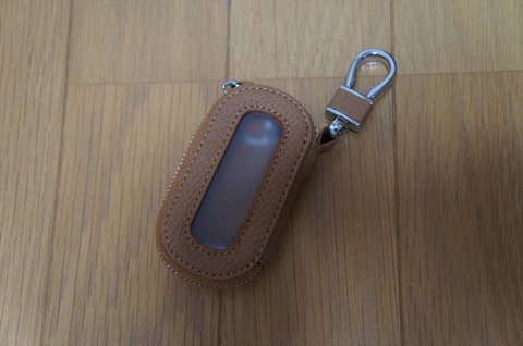 素材がとても良い汎用キーケースです。