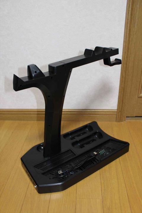 設置スペースが確保できれば、PS4とPSVRのスタンドなら、これ以上良い製品はないでしょう。