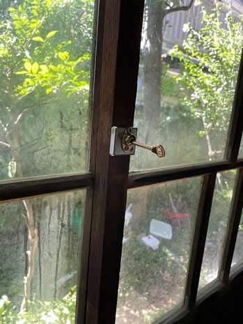 562BD181-4A63-4E7C-A2AB-35C0A0F7979D