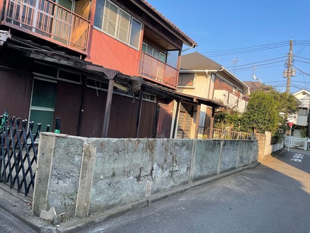 EF417663-2DB6-4880-BE29-E656A1147453