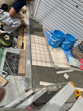 5AD2038C-E4B2-4560-B222-046668555C2D