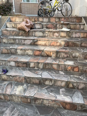 A768205A-3D1A-4FB1-8FA2-1448048E8C4D