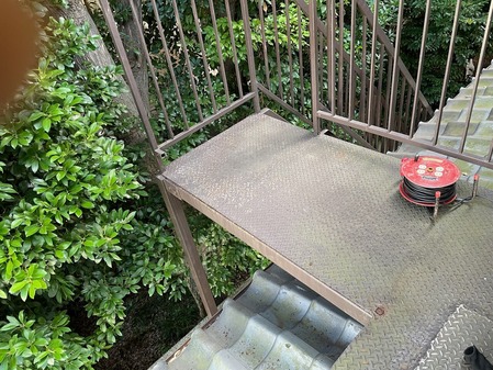 ECB22583-0091-4233-B50C-ECAA47E44089