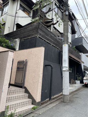 EA487B7C-0375-4762-A121-F718FFE91E63_1_201_a