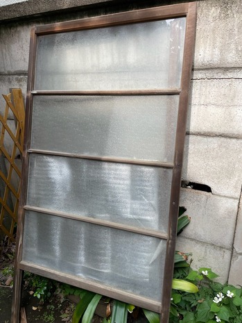 3DB2F535-EF02-4B1F-89E8-6235F11CD8F7