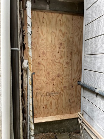 F7E983D1-CFB2-4BE7-8123-E6E6FB01535E