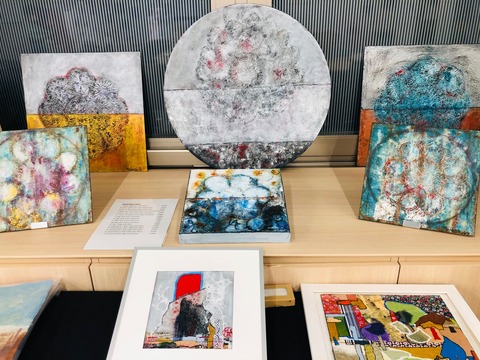 LIZ ニャンドゥティ油絵