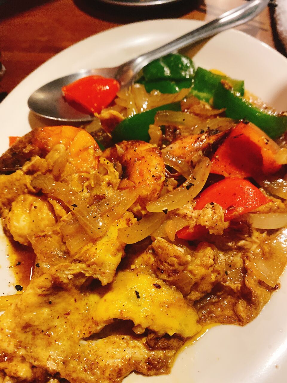 裏難波にある人気店 タイ屋台キョンキョン で絶品タイ料理を食べてきた 大阪グルメ 裏難波 タイ料理 大阪つーしん