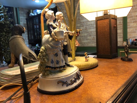 7CCEEEB7-102E-4F9B-8AB9-121D2F19369A-1