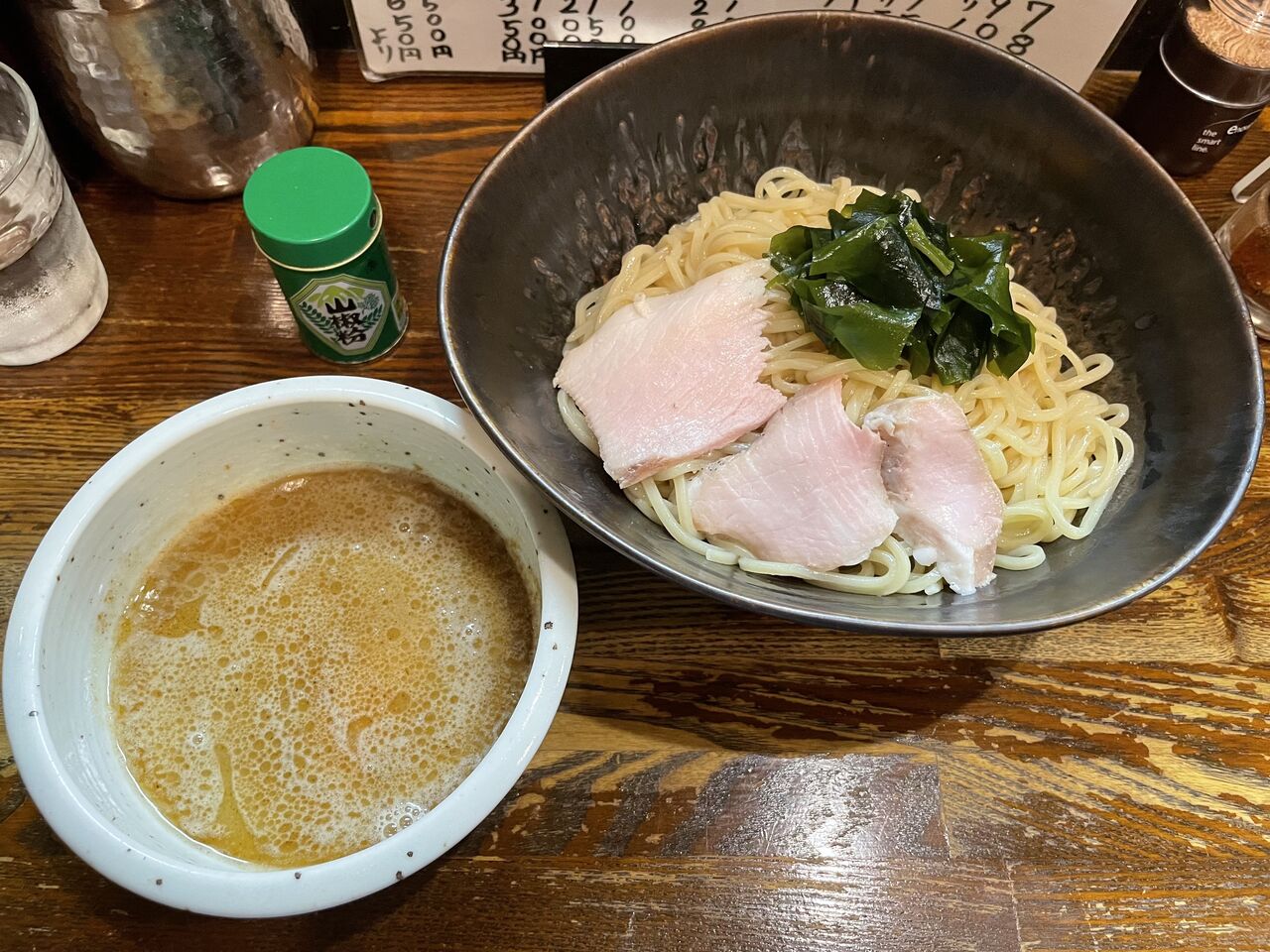 大阪ラーメン 中崎町商店街で人気のラーメン屋 中華そば いぶき が美味い 大阪グルメ 大阪ランチ 大阪ディナー 大阪市北区 天神橋筋六丁目駅 大阪つーしん 大阪ラーメン 中崎町商店街で人気のラーメン屋 中華そば いぶき が美味い 大阪グルメ 大阪ランチ 大阪ディナー 大阪市北区 天神橋筋六丁目駅 大阪つーしん