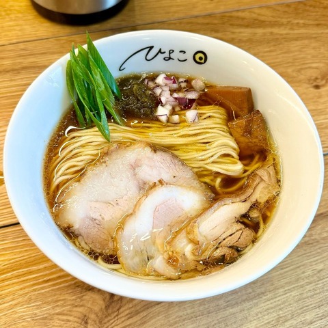 麺とスープの相性が抜群！天満にある『中華そば ひよこ』で昼食【北区同心】