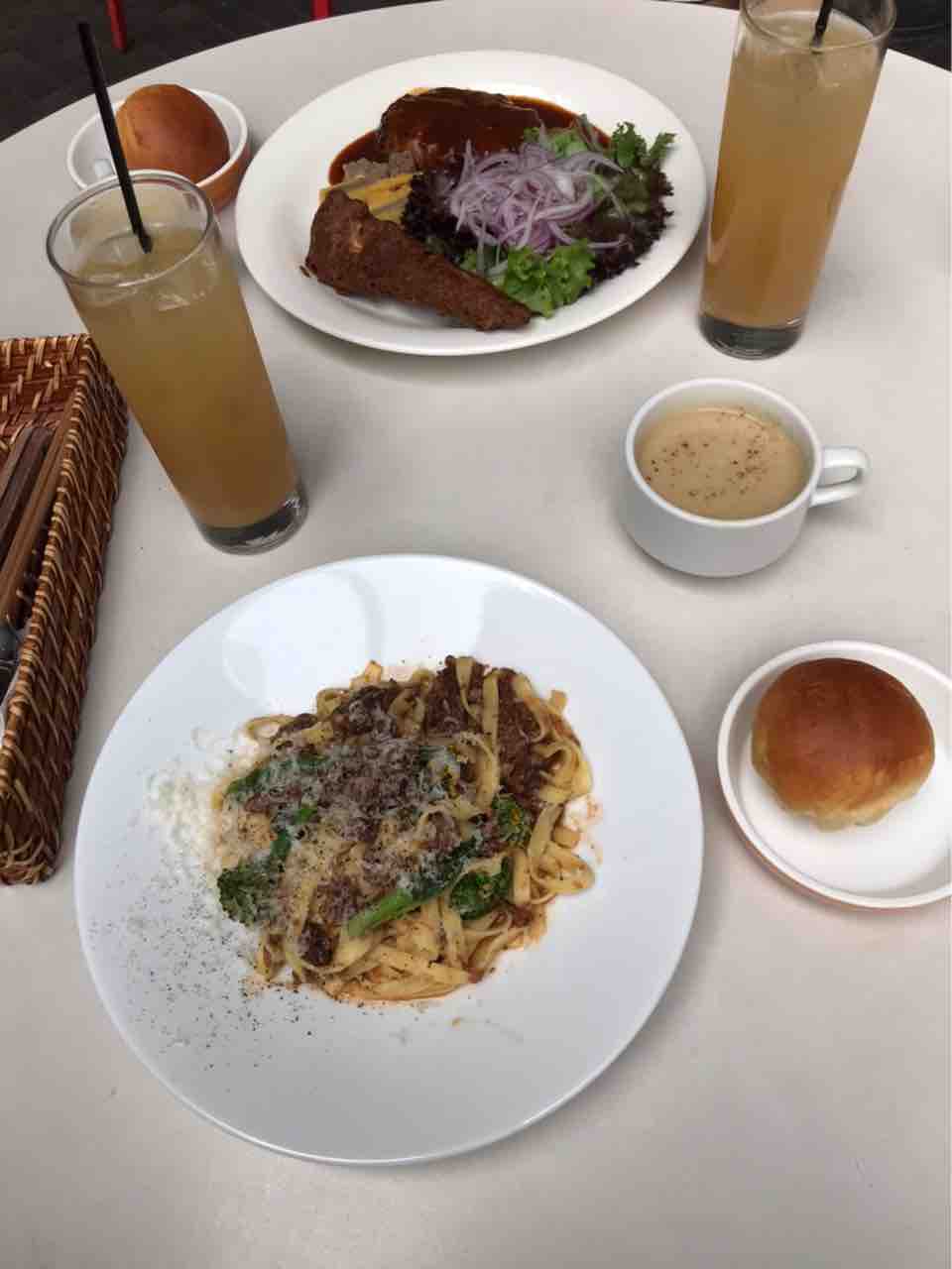 梅田ランチ 大阪駅から徒歩5分 ガーブ モナーク の屋外テラス席で少しリッチなランチを 大阪つーしん 梅田ランチ 大阪駅から徒歩5分 ガーブ モナーク の屋外テラス席で少しリッチなランチを 大阪つーしん