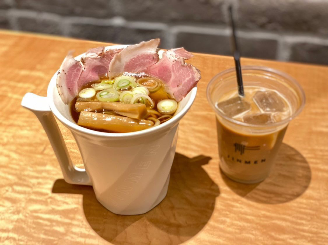グランフロント大阪に新しくできたばかりのお店 Cafe Ramen Jinmen はカフェとラーメン屋が併設された新感覚の空間 大阪つーしん 大阪市の地域情報サイト グランフロント大阪に新しくできたばかりのお店 Cafe Ramen Jinmen はカフェとラーメン屋が併設された新感覚の空間 大阪つーしん 大阪市の地域情報サイト