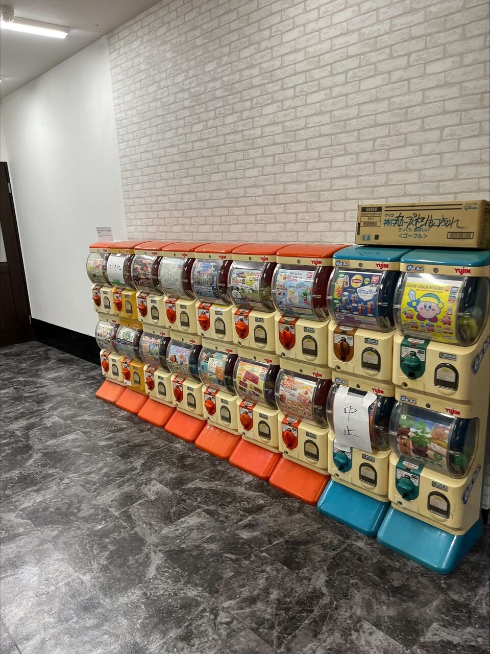新世界散策 新世界にある スマートボール屋のスイーツ さんの店内が異様な空間になっていた 大阪つーしん 大阪市の地域情報サイト