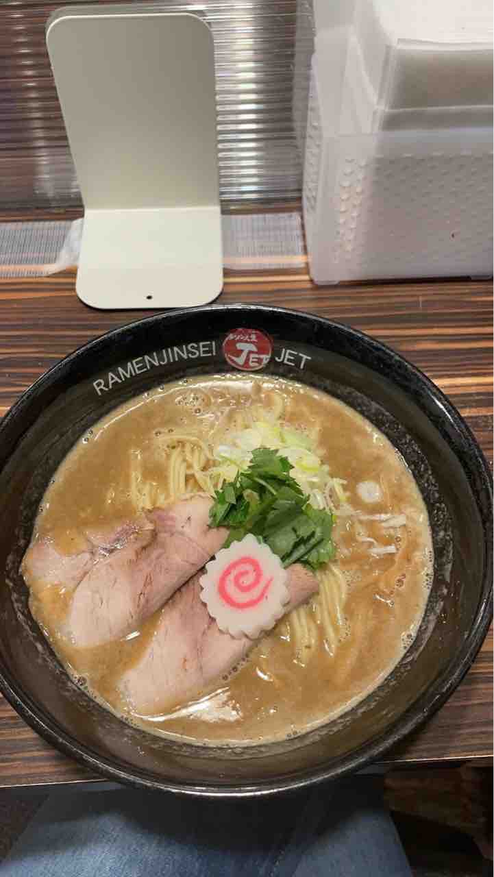 大阪のラーメン激戦区福島にある ラーメン人生jet で人気の鶏煮込みそばを頂く 大阪つーしん 大阪市の地域情報サイト