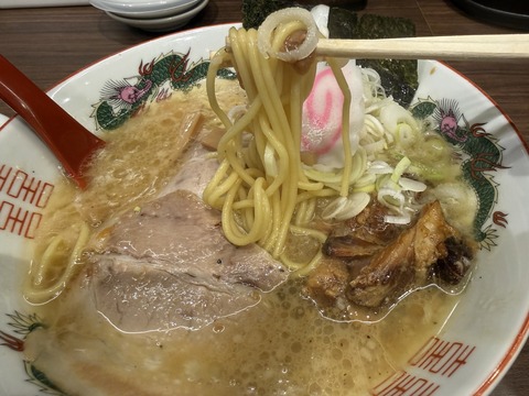 ラーメンギョーザ三重丸⑧