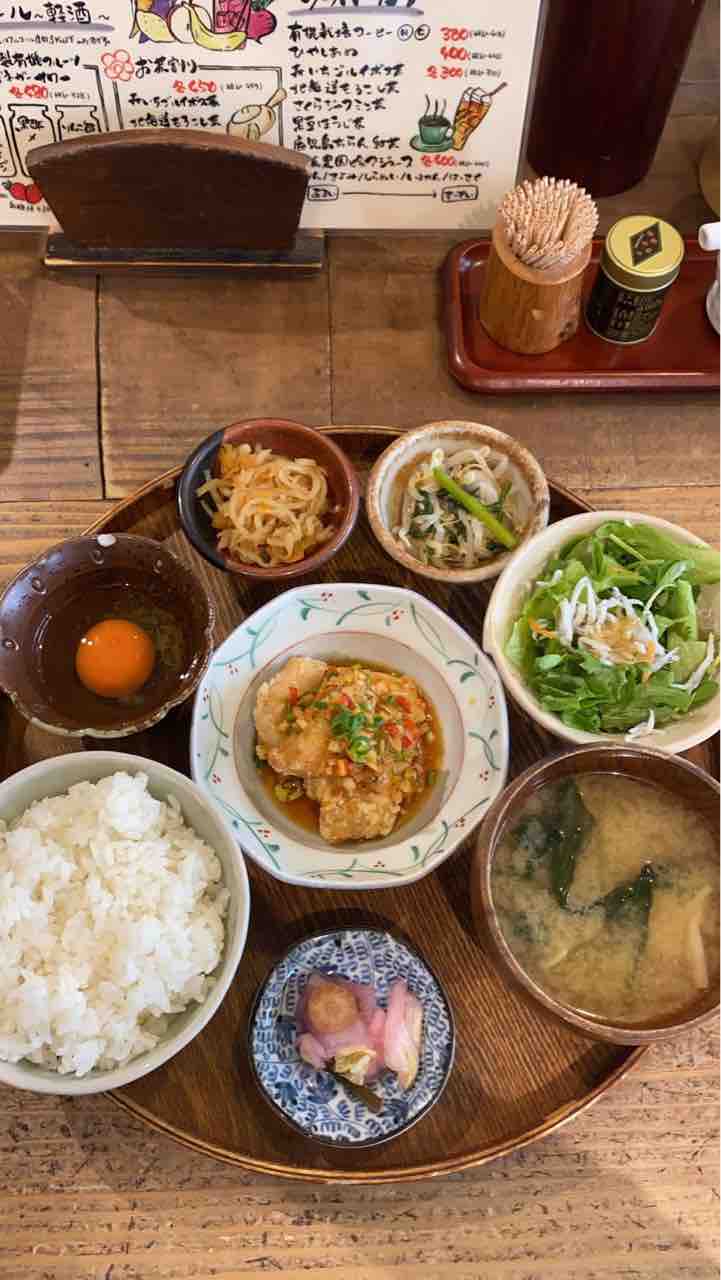 堀江ランチ 一日中食べれる定食 大阪市西区北堀江にある 八百屋とごはん しみず でバランスの良い食事を 大阪つーしん 大阪市の地域情報サイト