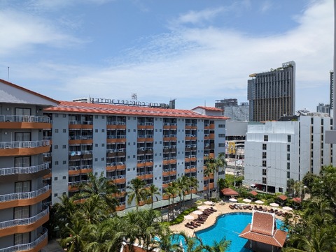 PXL_20240916_052220671