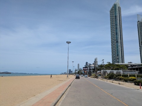 PXL_20250803_042343526