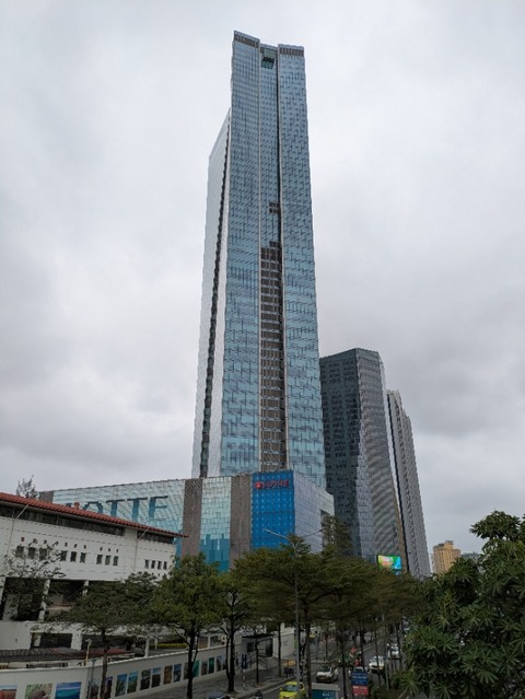 PXL_20250223_042244443