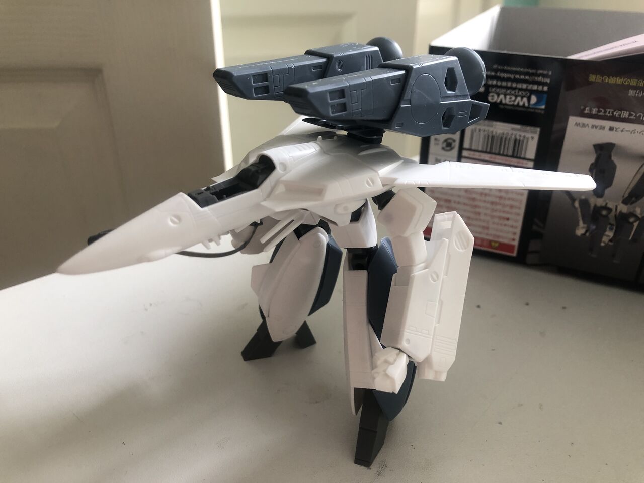 WAVE 1/100 バルキリー　 オマケ多数 WAVE 1/100 VF-1 スーパーバトロイドバルキリー キット紹介 : なにとぞ