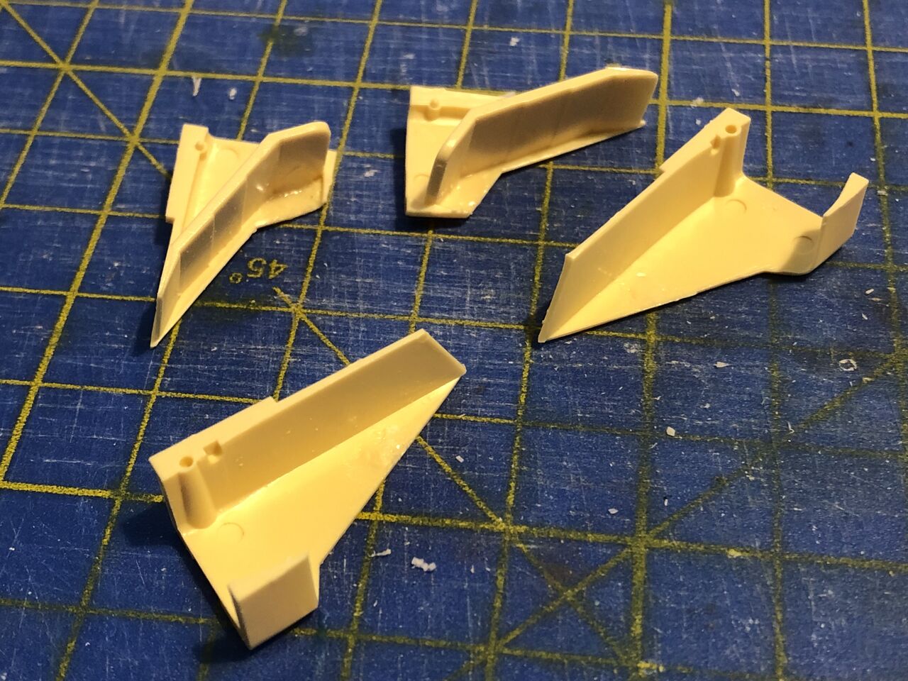 ハセガワ 1/72 VT-1スーパーオストリッチ その1 : なにとぞ Vol