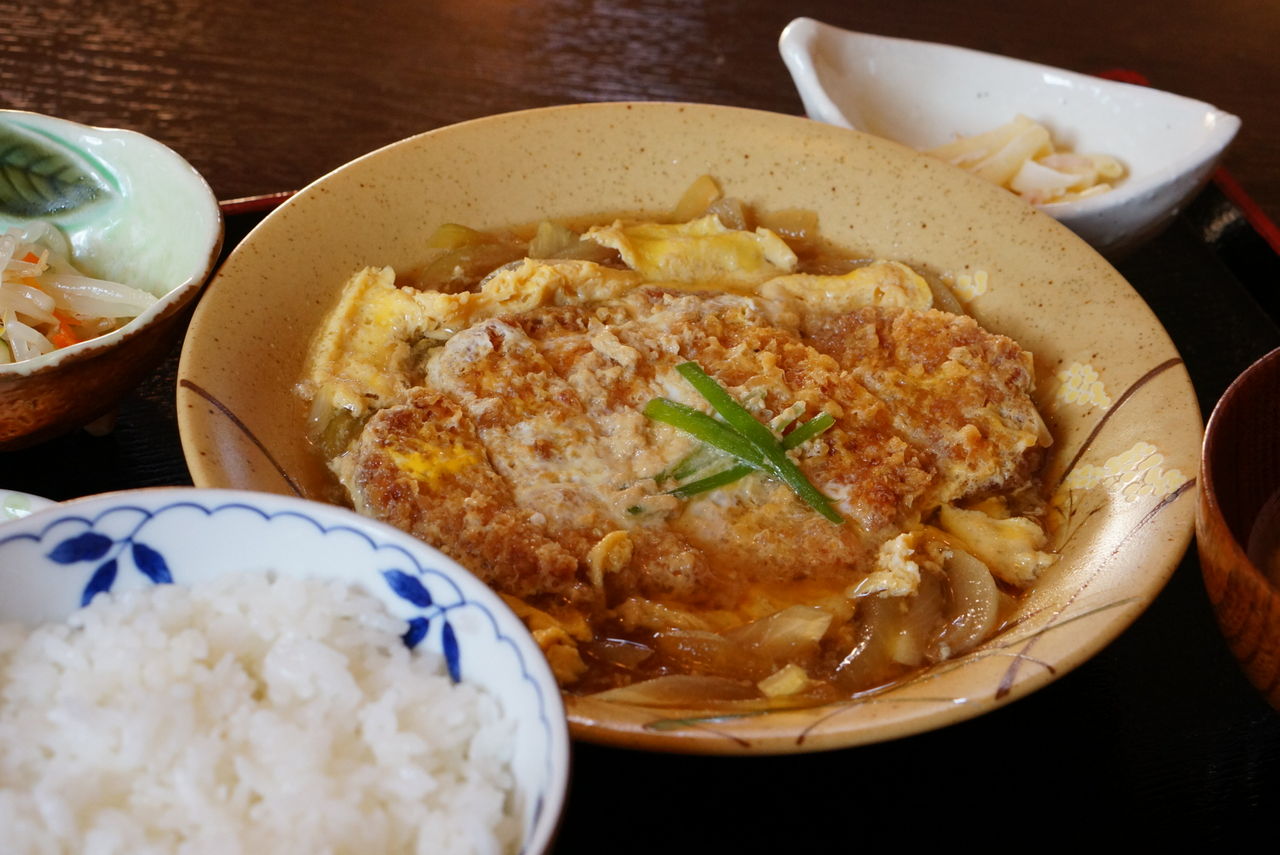今日のオススメ かつ煮定食 780円 釧路市の定食屋 なにわ亭のブログ 今日のオススメ かつ煮定食 780円 釧路市の定食屋 なにわ亭のブログ