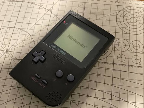ゲームボーイ「█████████®」