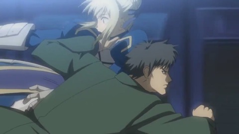 セイバー「最優のサーヴァントです」一般教師「オラァ！！」セイバー「」