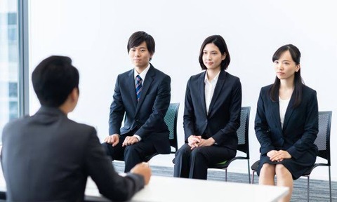 ゲーム業界の就活した人来て！