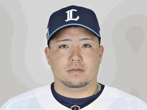 2702758f-b6a0-438b-9cd2-cf16ef579402