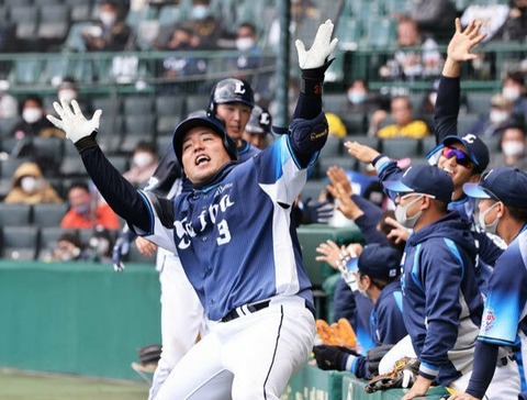 【悲報】西武山川、阪神佐藤に「何の『悪魔の実』を食べたんだ?」と問いかける