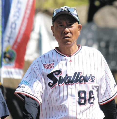 ヤクルトスワローズさん、オープン戦4試合で8失策wwwwwwwwwwwwwwwww