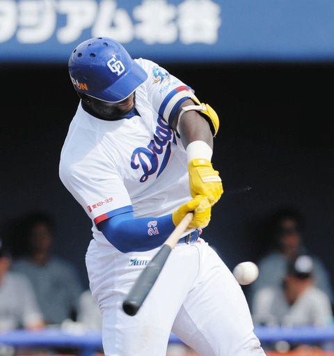 中日サノーの逆方向へのホームランＷＷＷＷＷＷＷＷＷＷＷＷＷＷ