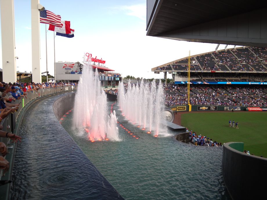 メジャー球場に滝がある所あるよな なんj Mlb Club メジャー球場に滝がある所あるよな なんj Mlb Club