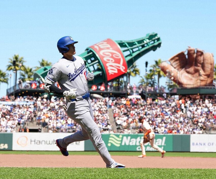 大谷翔平　 ①一ゴロ ②空三振 ③空三振 ④二併打 ⑤中飛