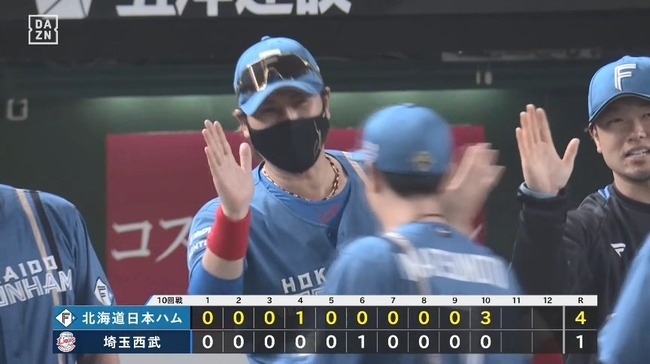 07_09_20_59_35_396.mp4_snapshot_00.36_[2024.07.09_21.00.41]