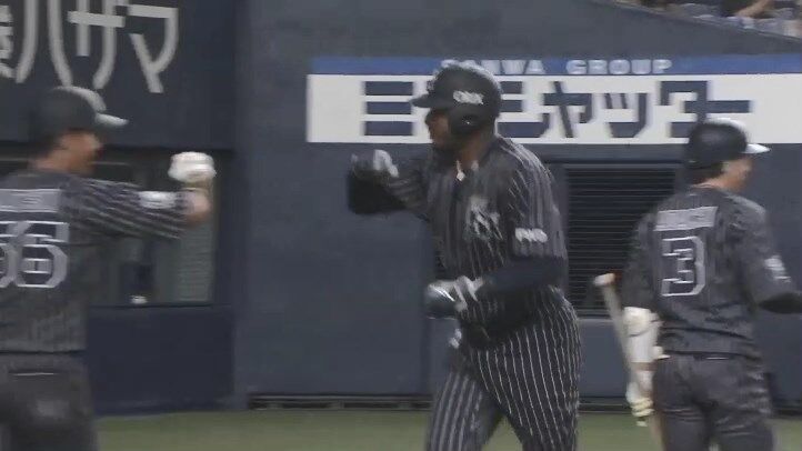 オリックス対ロッテ15回戦 オリックス ジョーンズ 第10号3ランホームラン リードを5点に広げる 千葉ロッテマリーンズアンテナ オリックス対ロッテ15回戦 オリックス ジョーンズ 第10号3ランホームラン リードを5点に広げる 千葉ロッテマリーンズアンテナ